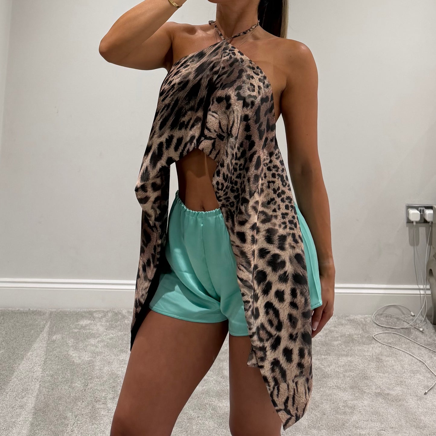 AQUA SHORTS