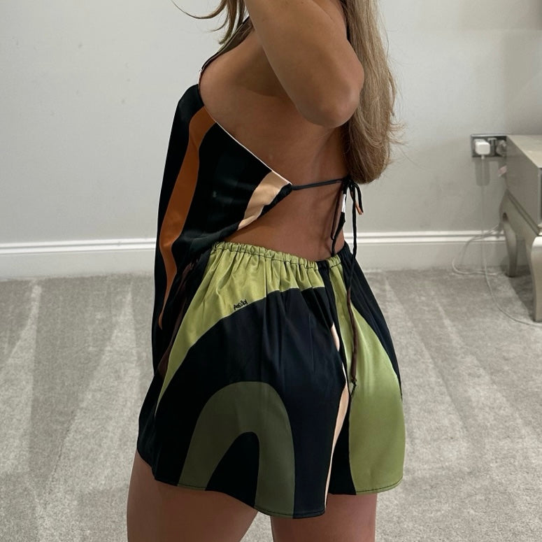 KHAKI CHOC SHORTS